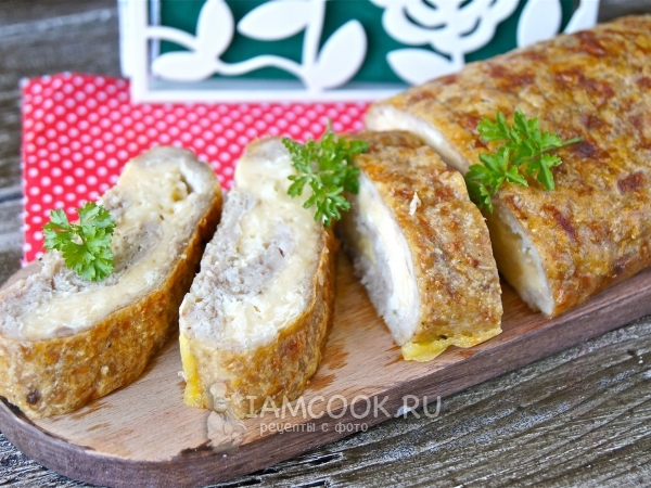 Куриный рулет с сыром, рецепт с фото