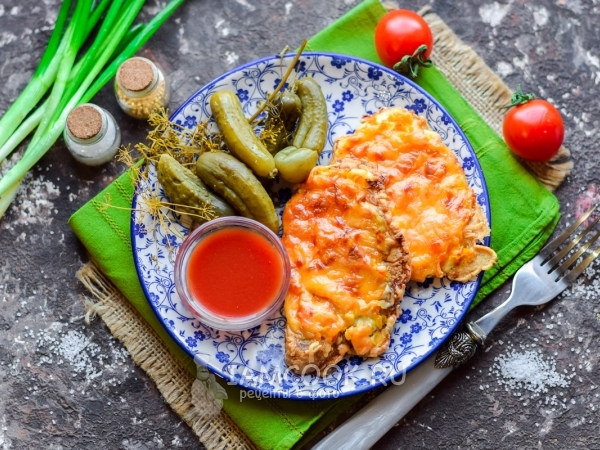 Отбивные из свинины с болгарским перцем в духовке, рецепт с фото