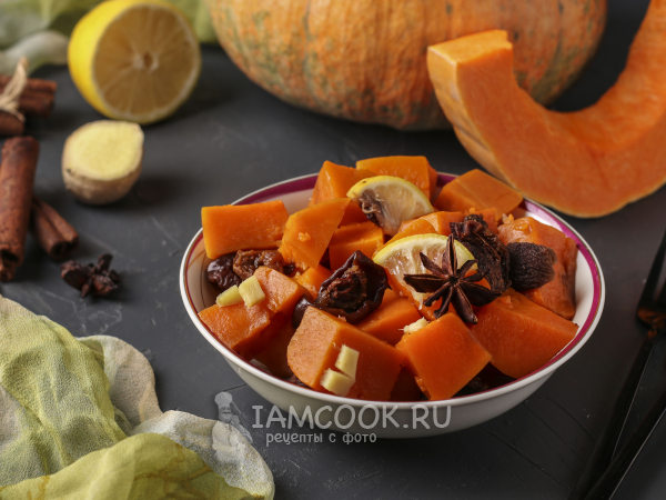 Тушёная тыква с сухофруктами и лимоном, рецепт с фото