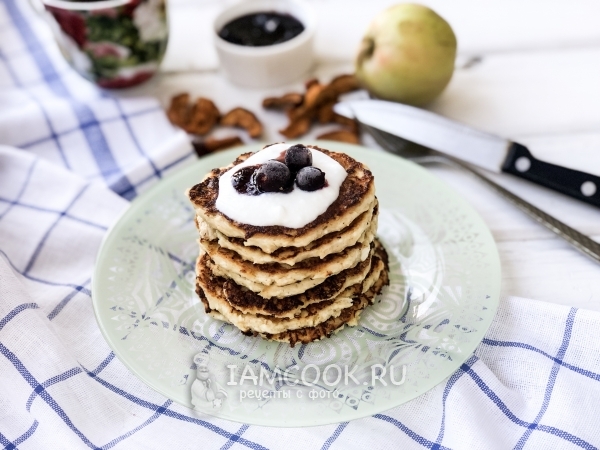 Творожно-яблочные оладьи, рецепт с фото