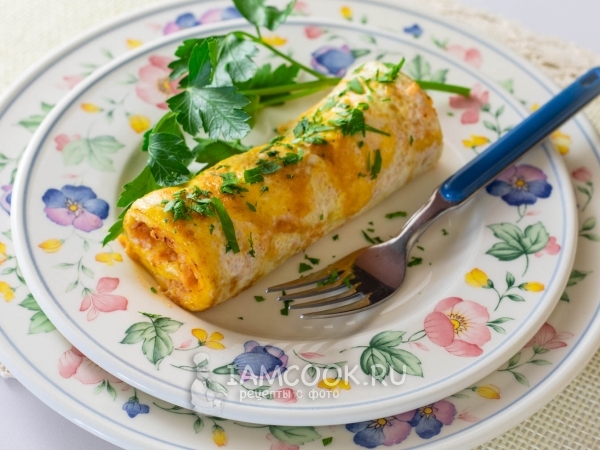 Яичный рулет с фаршем, рецепт с фото