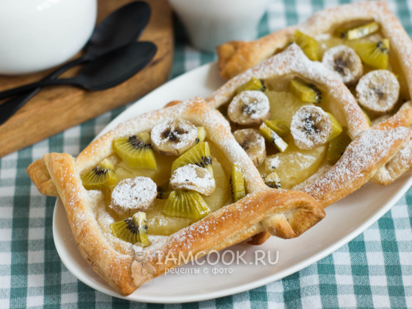 Слойки с фруктами, рецепт с фото