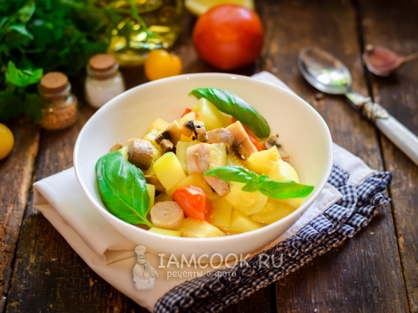 Кабачки в микроволновке с грибами и помидорами, рецепт с фото