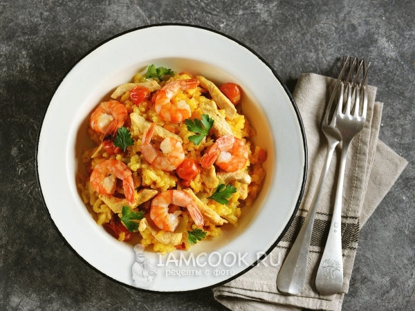 Паэлья с курицей и креветками, рецепт с фото