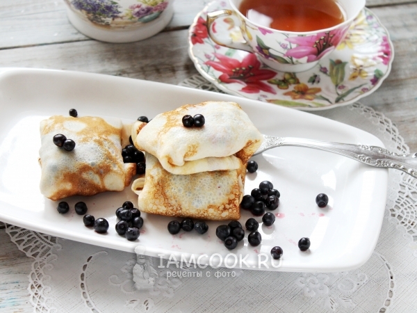 Блинчики с черникой, рецепт с фото