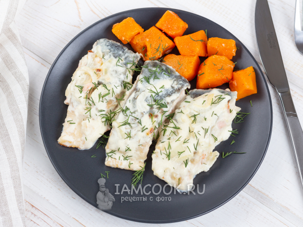 Горбуша в сливках на сковороде, рецепт с фото