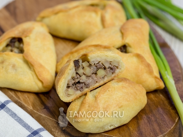 Эчпочмак на бездрожжевом тесте, рецепт с фото