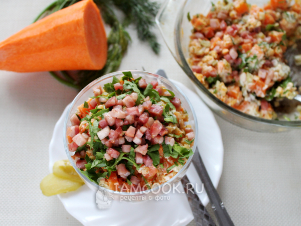 Салат из чечевицы с морковью и беконом, рецепт с фото