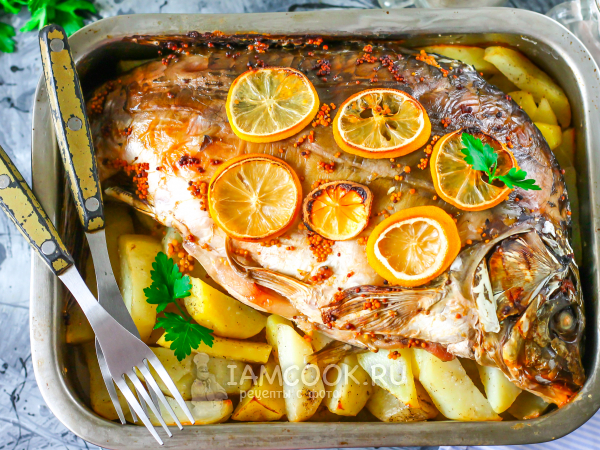 Карп с картошкой в духовке (в фольге) , рецепт с фото