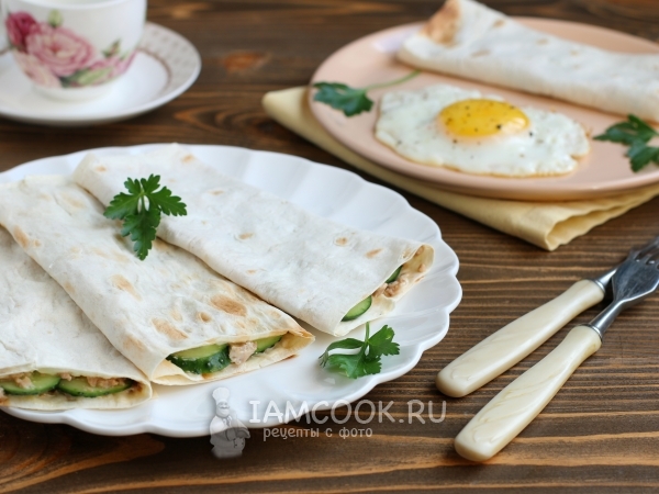 Бутерброды из лаваша с печенью трески, рецепт с фото