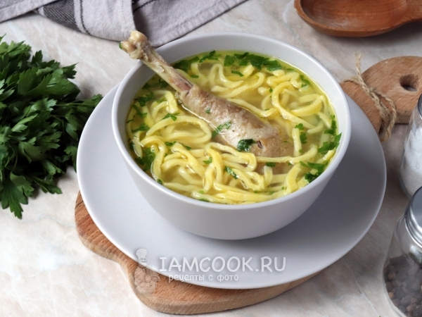 Домашняя лапша с курицей и овощами, рецепт с фото