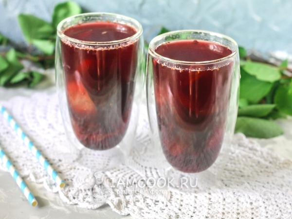 Компот из шелковицы и персиков, рецепт с фото