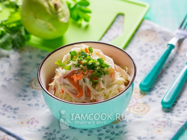 Салат из кольраби и крабовых палочек, рецепт с фото