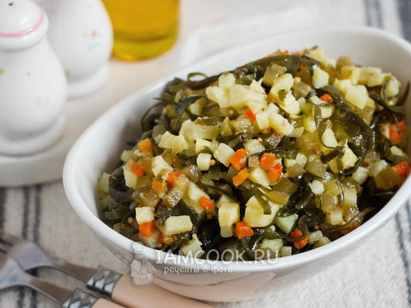Салат из морской капусты с овощами, рецепт с фото