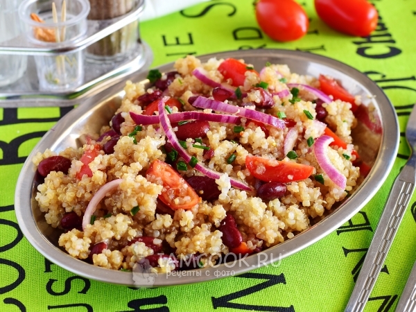 Салат из киноа, фасоли и помидоров черри, рецепт с фото