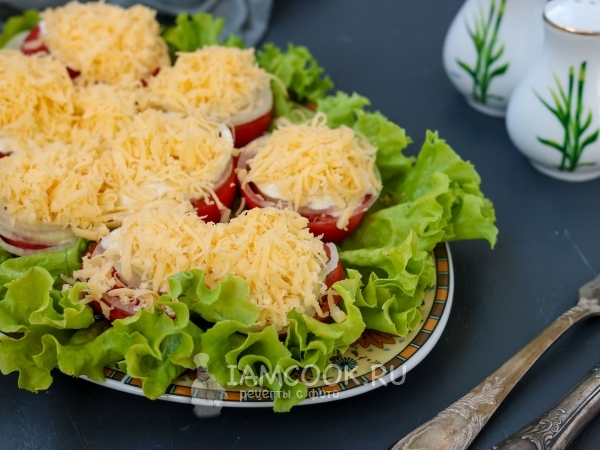 Закуска из помидоров с луком и сыром, рецепт с фото