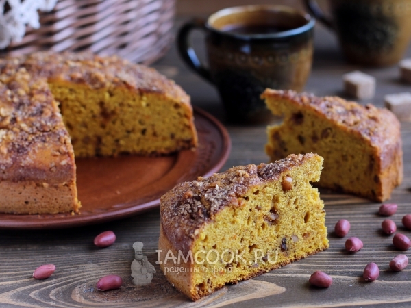 Тыквенный пирог с хрустящим арахисом, рецепт с фото