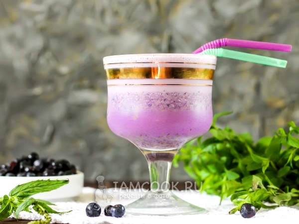 Молочный коктейль с черникой, рецепт с фото