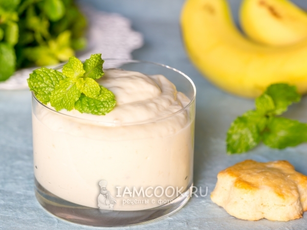 Банановый крем со сгущенкой и сметаной, рецепт с фото