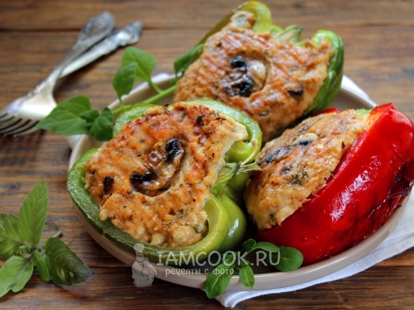 Фаршированный перец с куриным фаршем (без риса), рецепт с фото
