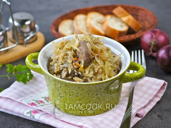 Тушеная капуста с печенью, рецепт с фото