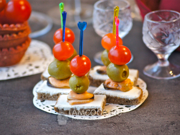 Канапе с мидиями, рецепт с фото