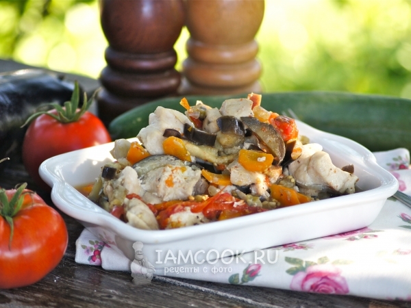 Баклажаны с курицей в мультиварке, рецепт с фото