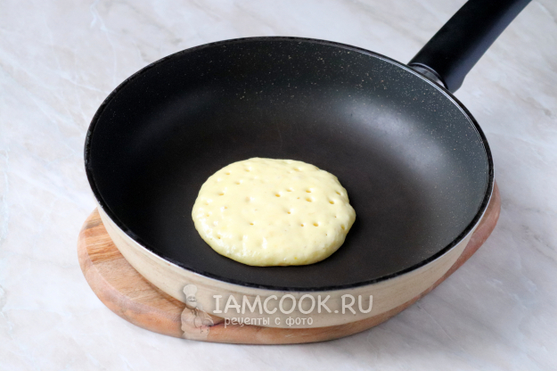 Обжариваем американские оладьи на йогурте