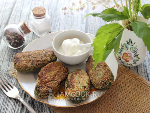 Котлеты из сныти, рецепт с фото