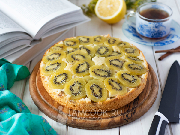 Пирог с киви и бананом, рецепт с фото