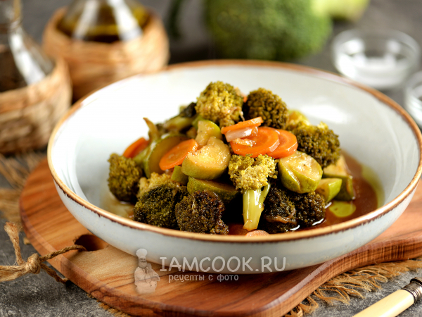 Брокколи с кабачками в духовке, рецепт с фото
