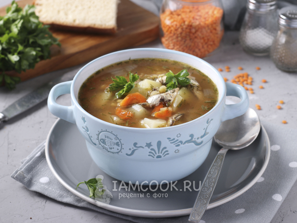 Картофельный суп с килькой и чечевицей, рецепт с фото