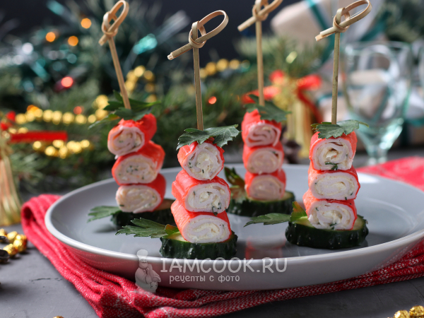 Крабовые палочки, фаршированные сыром, яйцом и чесноком, рецепт с фото