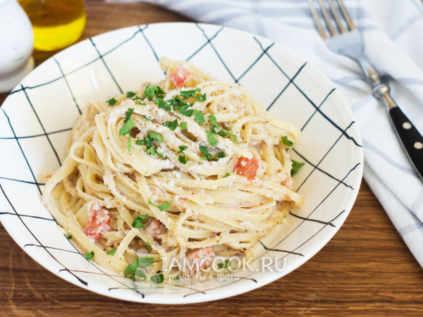 Лапша с ореховым соусом, рецепт с фото