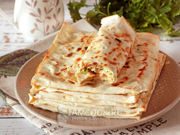 Чуду из лаваша с творогом и зеленью, рецепт с фото
