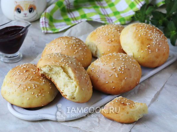 Булочки на простокваше без дрожжей в духовке, рецепт с фото