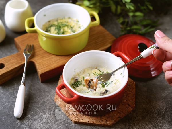 Мидии в сливочно-чесночном соусе в духовке, рецепт с фото