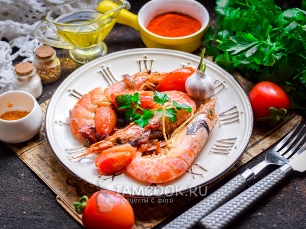 Креветки с луком и помидорами, рецепт с фото