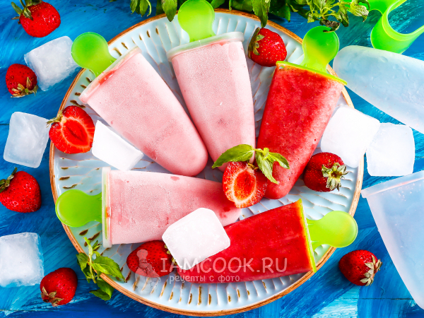 ПП мороженое из банана и клубники, рецепт с фото