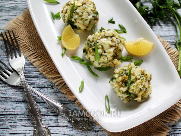 Котлеты из трески в пароварке, рецепт с фото