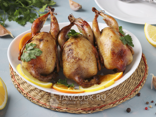 Перепела, запечённые в лимонно-апельсиновом маринаде, рецепт с фото