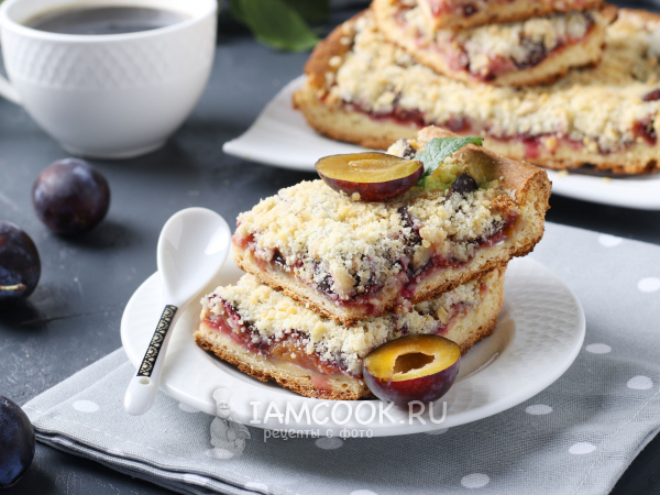 Немецкий пирог со сливами и штрейзелем, рецепт с фото
