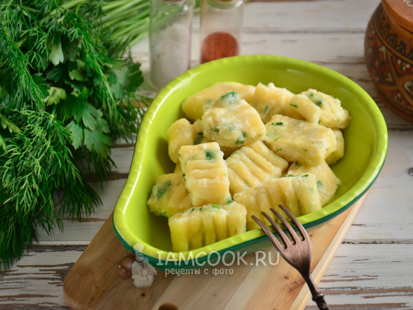 Ленивые вареники с творогом и зеленью, рецепт с фото