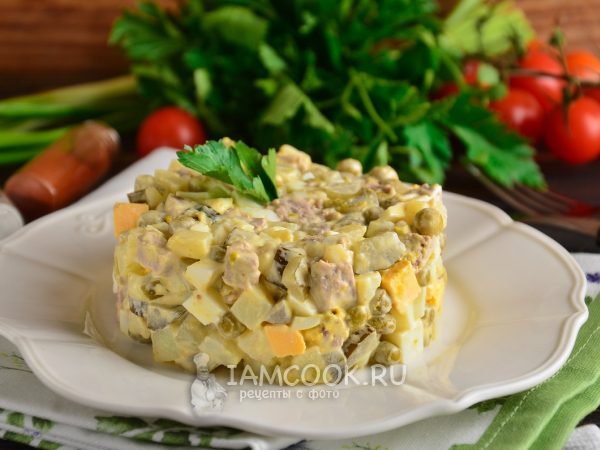 Салат «Столичный» с говядиной, рецепт с фото