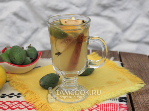 Пряный напиток из фейхоа, рецепт с фото