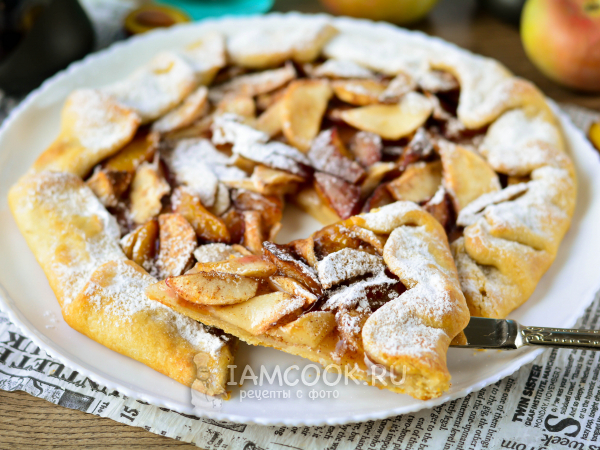 Галета с яблоками и сливами, рецепт с фото