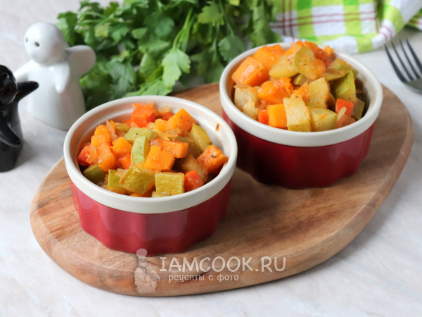 Тыква с кабачком в мультиварке (тушеные), рецепт с фото
