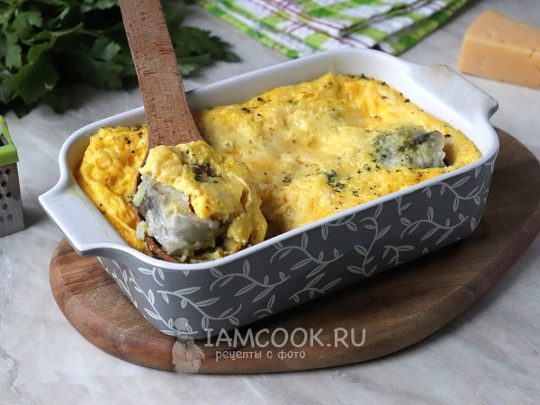 Минтай с яйцом и сыром в духовке, рецепт с фото