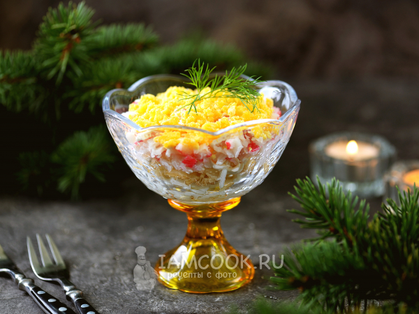 Салат «Нежность» с крабовыми палочками и яблоком, рецепт с фото