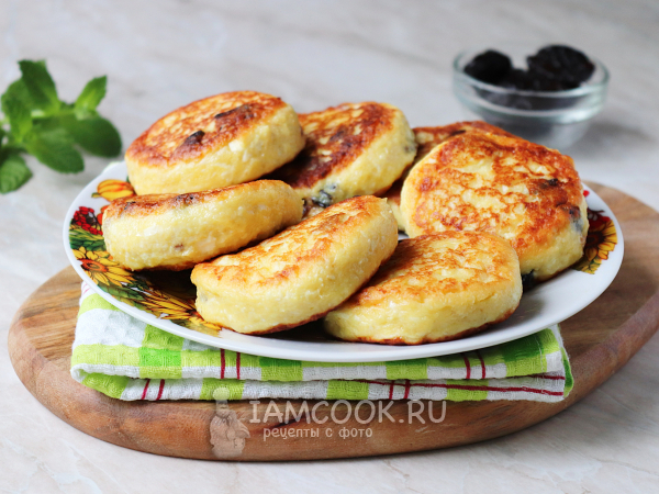 Сырники с черносливом, рецепт с фото
